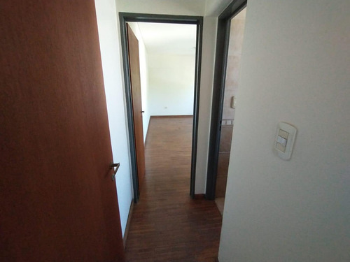 Imagen 10 de 18 de Departamento En Alquiler En La Plata Calle 10 Esq 36 Dacal Bienes Raices