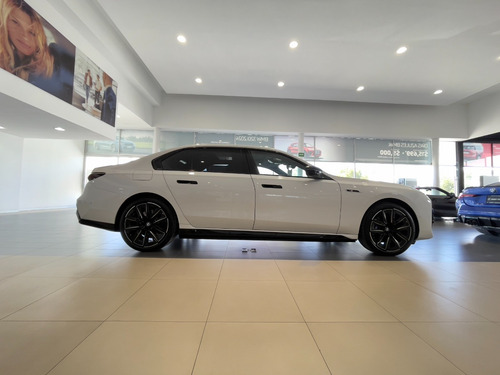 Bmw I7 M70 (eléctrico/automático) 2024