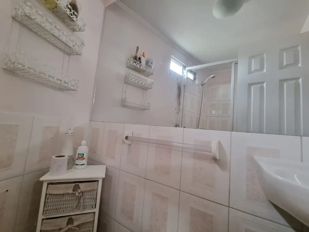 Imagen 2 de 30 de Se Vende Casa De 2 Pisos En Sector Centro Sur, Calle Díaz Ga