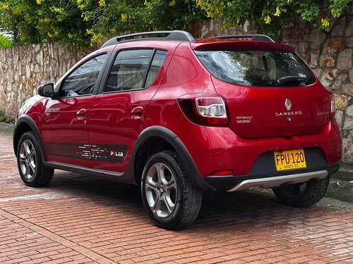 Renault Stepway 1.6 Intense Automática