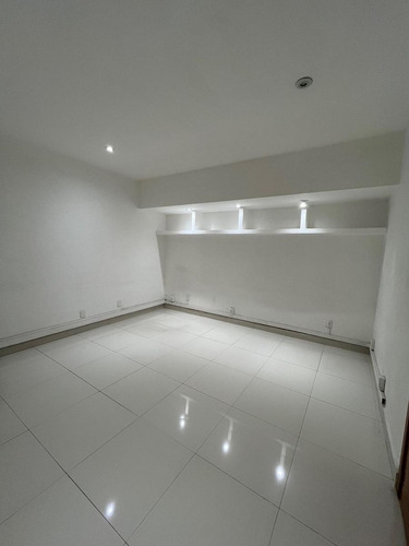 Casa De 825m2 En Anzures, Cdmx