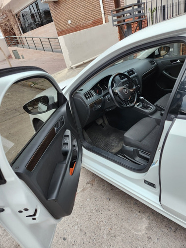 Volkswagen Vento 2.5 Advance Plus 170cv Tiptronic