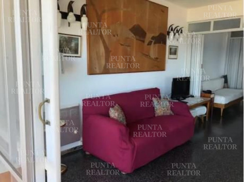 Apartamento Duplex En Venta En Playa Mansa- Ref: 308