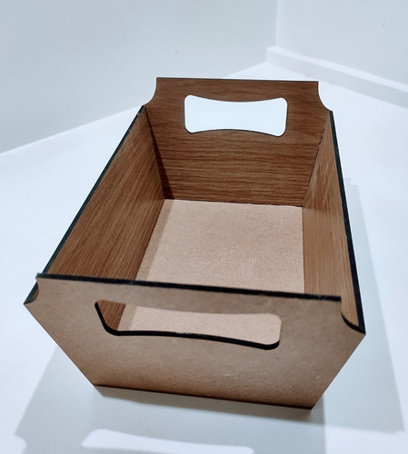 Imagem 3 de 3 de Bandejas Tipo Cesta 22x14,5x10 Mdf - 1 Unidade