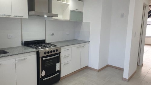 Imagen 4 de 13 de Duplex De 3 Ambientes Con Cochera - Ultima Unidad