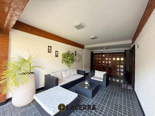 Casa 7 Ambientes En Venta, Villa Ballester