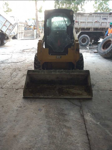 Cat 242d - Caterpillar - Ouro Verde - Semi Novos - Jorge
