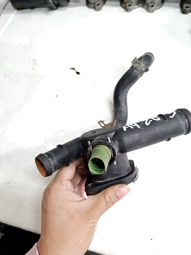 Toma De Agua Con Sensor Vw Jetta A4 2.0 99-07 (Usado)