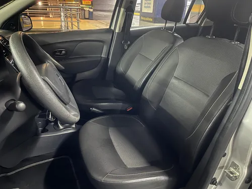 Renault Logan 1.6 Expression / Life + 16v automatico