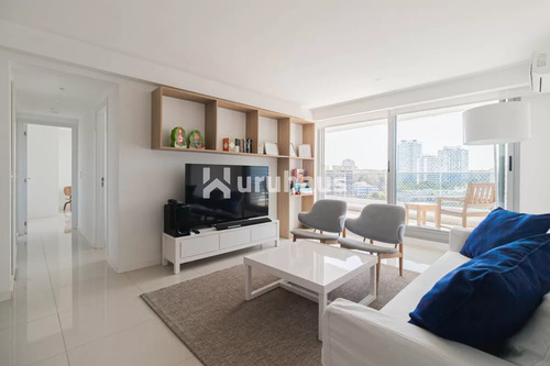 Venta Apartamento 3 Dormitorios Esmeralda