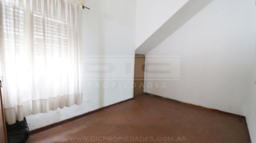 Casa 4 Ambientes Local - Villa Ballester