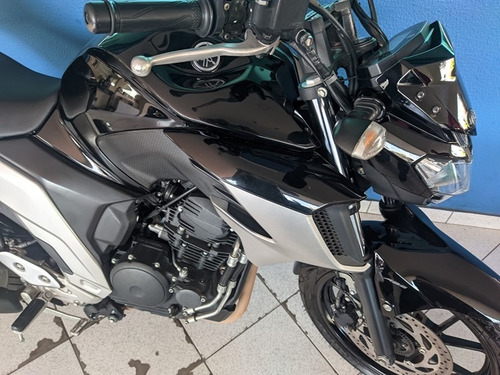 Imagem 4 de 8 de Yamaha Fz25 Fazer Abs