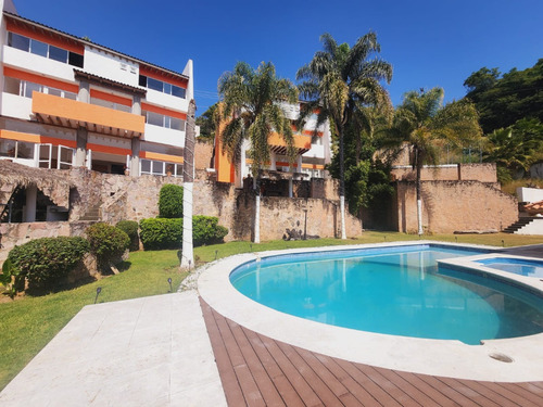 Conjunto Paraíso Que Consta De 2 Casas De 4 Habitaciones Cada Una Con Alberca, Jacuzzi, Enorme Jardín, Palapa Y Vistas Panorámicas En Fracc Rancho San Diego Ixtapan De La Sal Edomex