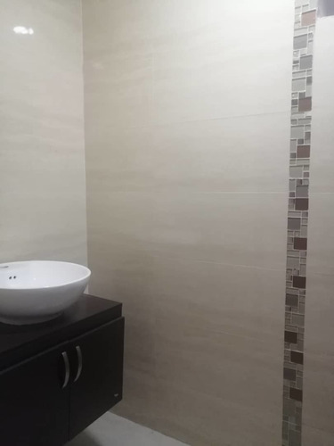 Imagen 11 de 14 de Penthouse En Venta San Juan De Los Morros 0412-8887550