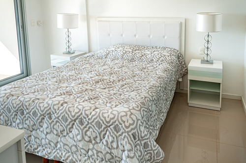 Imagen 12 de 30 de Venta , Wind Tower, 2 Dor. (ref: Lij-1412)