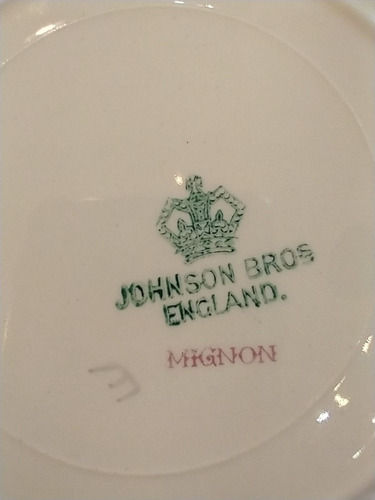 Imagen 9 de 9 de Antigua Taza De Té Con Plato Loza Inglesa Johnson Bros Migno