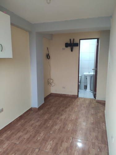 Alquilo Habitaciones Con Baño Privado Y Compartido, Cerca A Las Estaciones Del Metro San Juan Y Maria Auxiliadora, Habitaciones Amobladas Y Sin Amoblar Baño Privado Y Agua Caliente, Ingreso Independ.