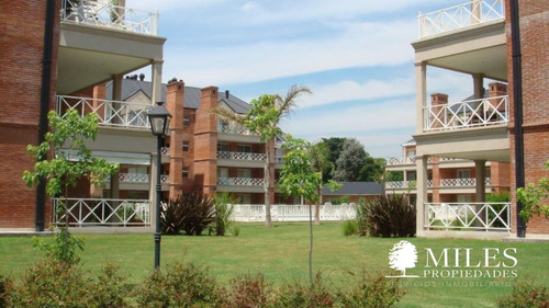 Exclusiva Condominios Tortugas I Pbaja 2 Amb En Venta