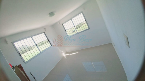 Imagen 6 de 10 de Casa En La Bota Para La Venta.