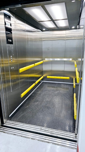 Mini Bodega Cerca Del Metro Toreo Naucalpan Edo Mex