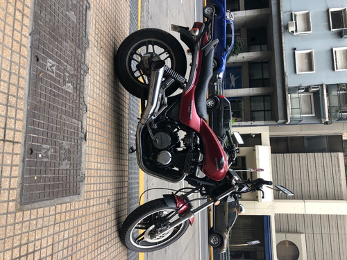 Honda Nighthawk 650 Cardanica
