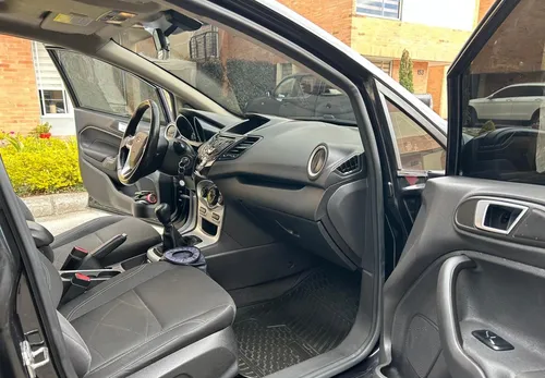 Ford Fiesta 1.6 Hatchback Se