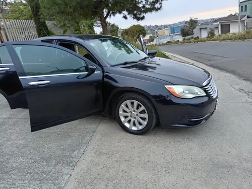 Chrysler 200