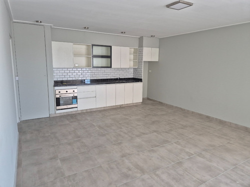 2 Amb A Estrenar 89 M2 Fte Balcón Y Patio Exp Incluidas