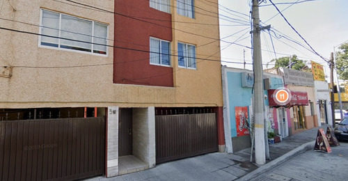 Imagen 2 de 10 de Bonita Casa En Cerca De La Basilica Amp