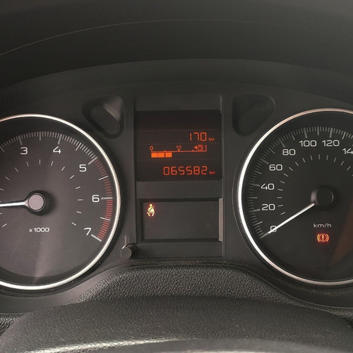 Peugeot 301 Allure 1.6 Hdi