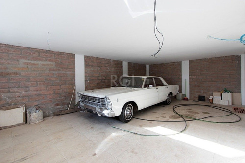 Casa Em Porto Alegre Com 3 Dormitórios - Lu430955