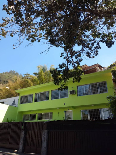 Se Vende Casa En San Bernardino 380m2 T - 760m2 C