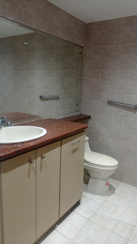 Apartamento En Alquiler En El Marques 54m2 Yp15