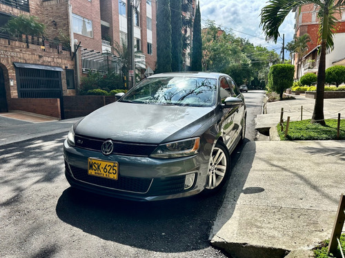 Volkswagen Jetta 2.0 Gli