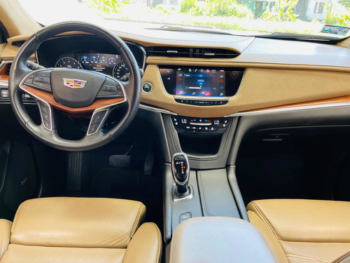 Imagen 14 de 15 de Cadillac Xt5 2017 3.7 Platinum At