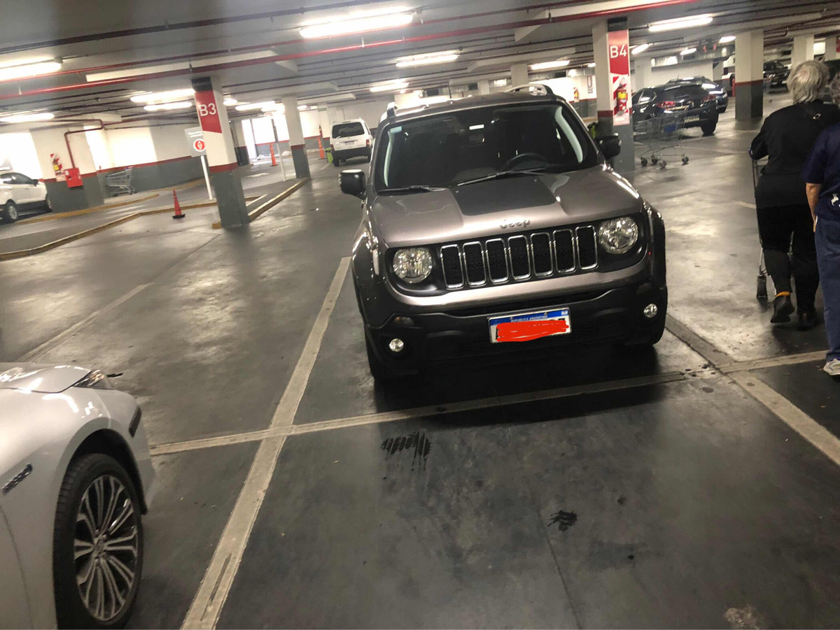 Jeep Renegade 1.8 Sport At Plus