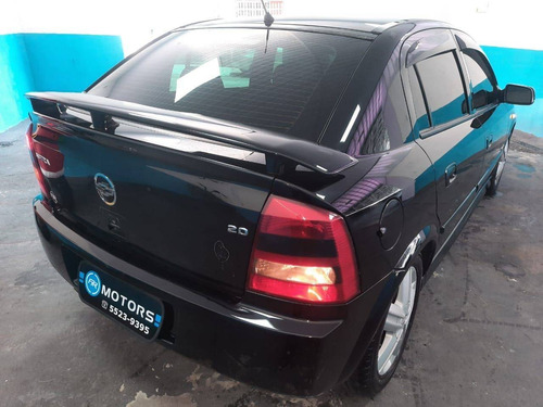 Chevrolet Astra 2.0 Mpfi Elegance 8v Flex 4p Manual