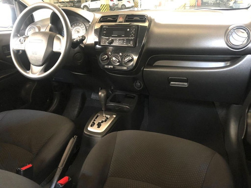 Imagen 14 de 15 de Dodge Attitude Se Cvt 2017 Factura Original Agencia Un Dueño