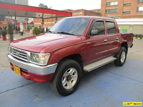 Toyota Hilux Doblecabina 4x4 2300cc Mt Aa