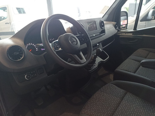 Imagem 8 de 11 de Mercedes-benz Van 16 Lugares Luxo Teto Alto 2022/2022
