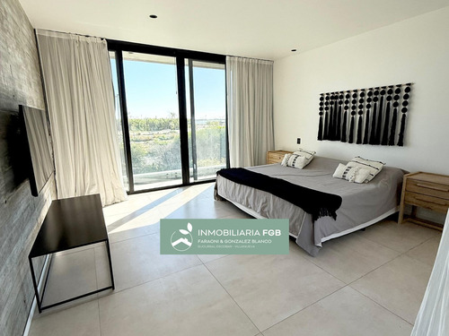 Casa Amoblada Premium En Alquiler En Barrio Araucarias Puertos Del Lago | 4 Dormitorios | Pileta Climatizada | Garage Cubierto