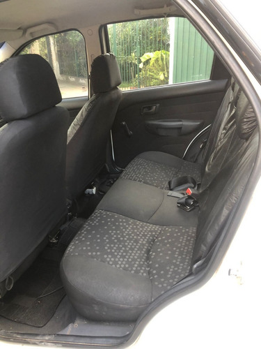 Imagen 12 de 12 de Fiat Siena 1.4 Attractive 2011