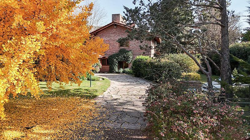 Excelente Casa En Venta Con Vista Al Golf