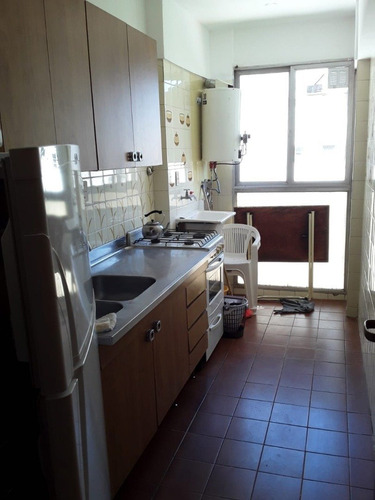 Imagen 5 de 7 de Departamento 1 Ambiente Lateral Con Bcalon Alquiler Temporada En Mar Del Plata