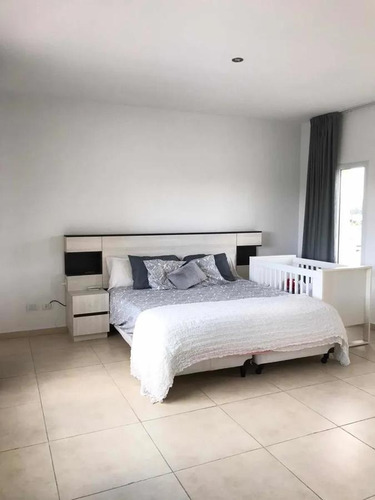 Venta Casa 4 Amb Y Escritorio En Lote Interno San Rafael Villanueva Tigre