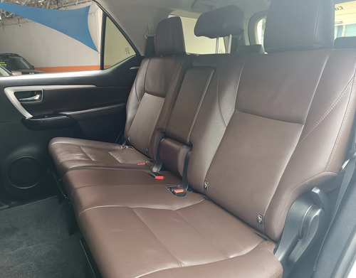 Toyota SW4 4.0 V6 Srx 7l 4x4 Aut. 5p