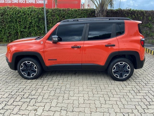 Imagem 5 de 8 de Renegade Trailhawk 4x4