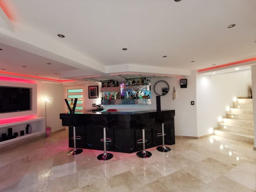 Casa En Venta En Chiluca