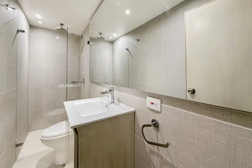 Apartamento En Arriendo/venta En Los Rosales. Cod A7005