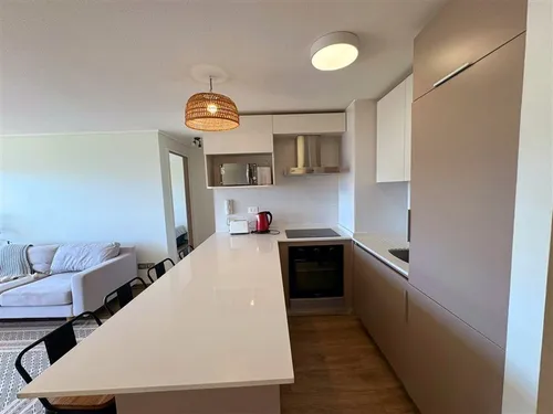 Departamento En Venta De 2 Dormitorios En Papudo